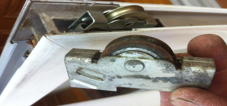 screen door roller repair in South Whittier